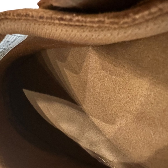 UGG Goldenstar Suede Clogs in Chestnut Brown Size 6 kid’s - Picture 5 of 12